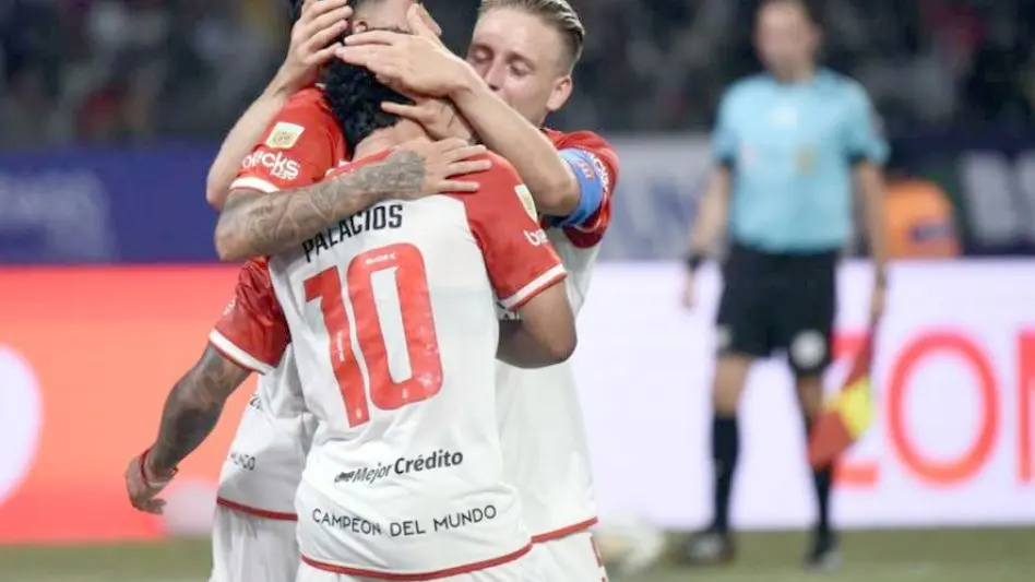 Estudiantes de La Plata superó a Central Córdoba y se metió en semifinales