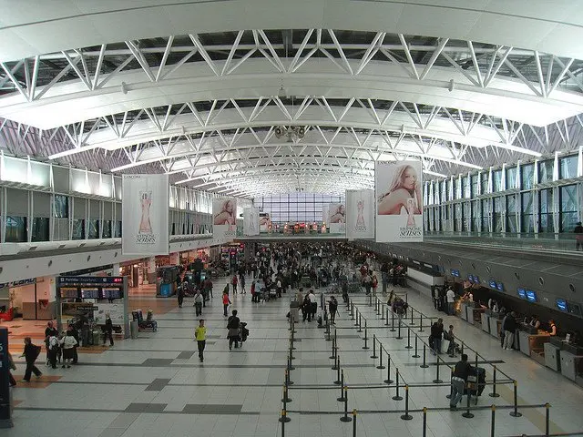 Ezeiza: Encuentran barriles de efedrina en el aeropuerto