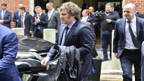 ¡EN MEDIO DE OTRO CANDELERO! Milei en riesgo de juicio político por promover una estafa masiva con criptomoneda