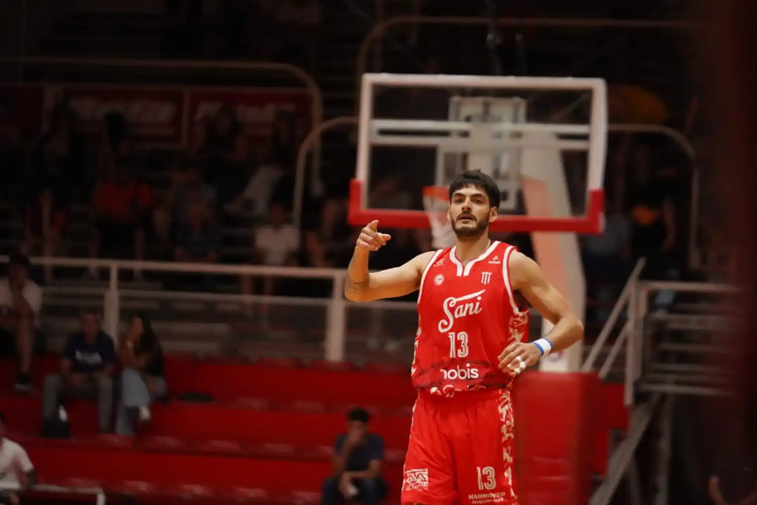 Luciano Ortiz fue una de las figuras en la victoria de San Isidro.