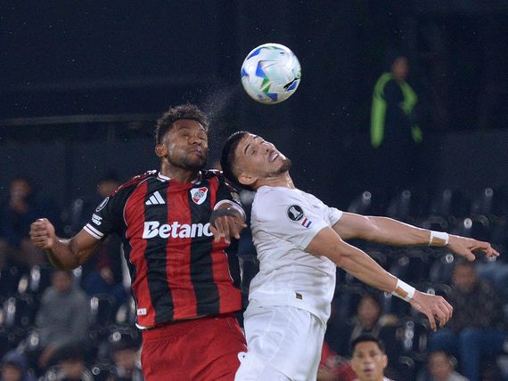River mejoró en el final, pero no salió del empate
