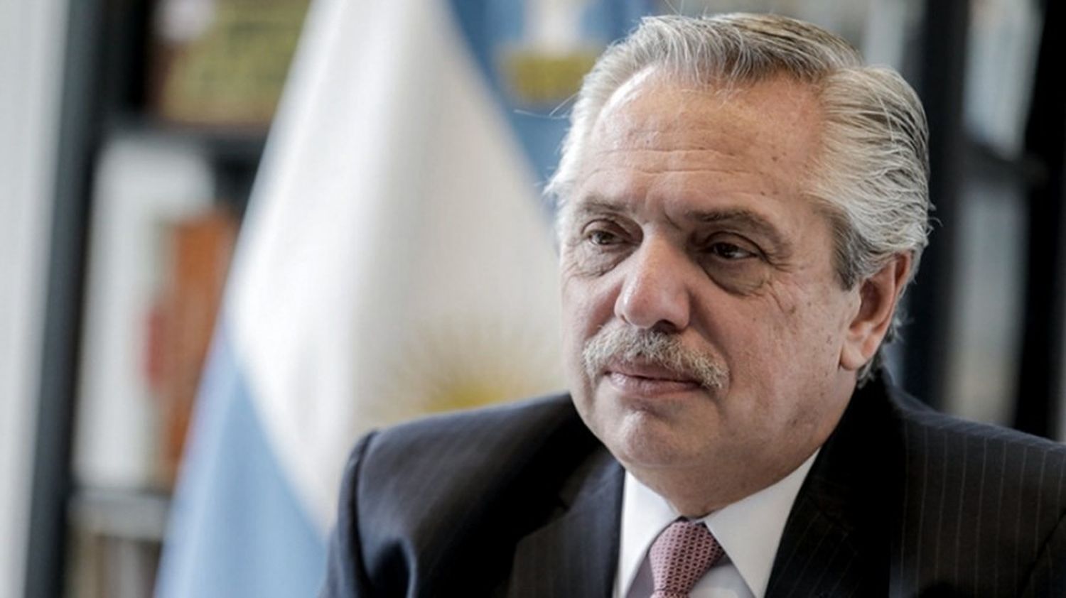 Fernández exhortó a "investigar sin demoras" las maniobras "inadmisibles" de espionaje interno