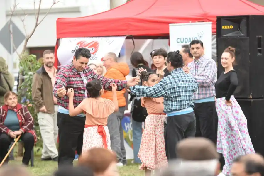 El epicentro fue en calle Intendente Giménez y José Manuel Estrada, actividad organizada por la Asociación Civil Honrar la Vida y la vecinal del barrio Fátima.