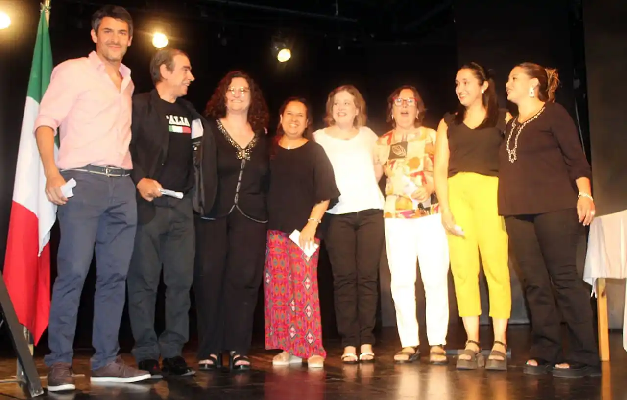 Culminó curso de idioma en la Sociedad Italia