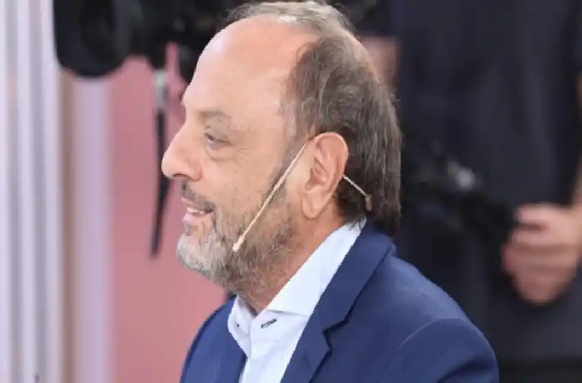 Etchecopar: «Las feministas creen que son las dueñas de la palabra»