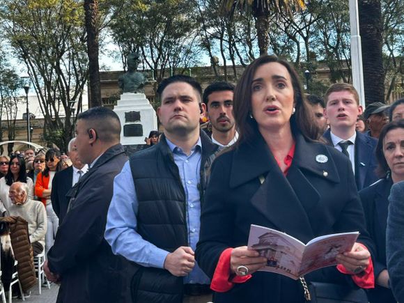 Tras las elecciones bonaerenses, reapareció Villarruel: Asistió a la proclamación de una Basílica