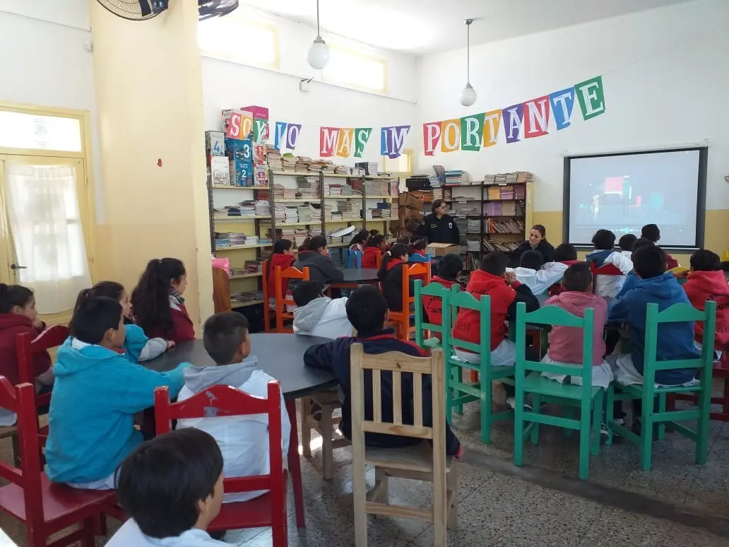 Viajan a Balcarce para un taller de ciberseguridad