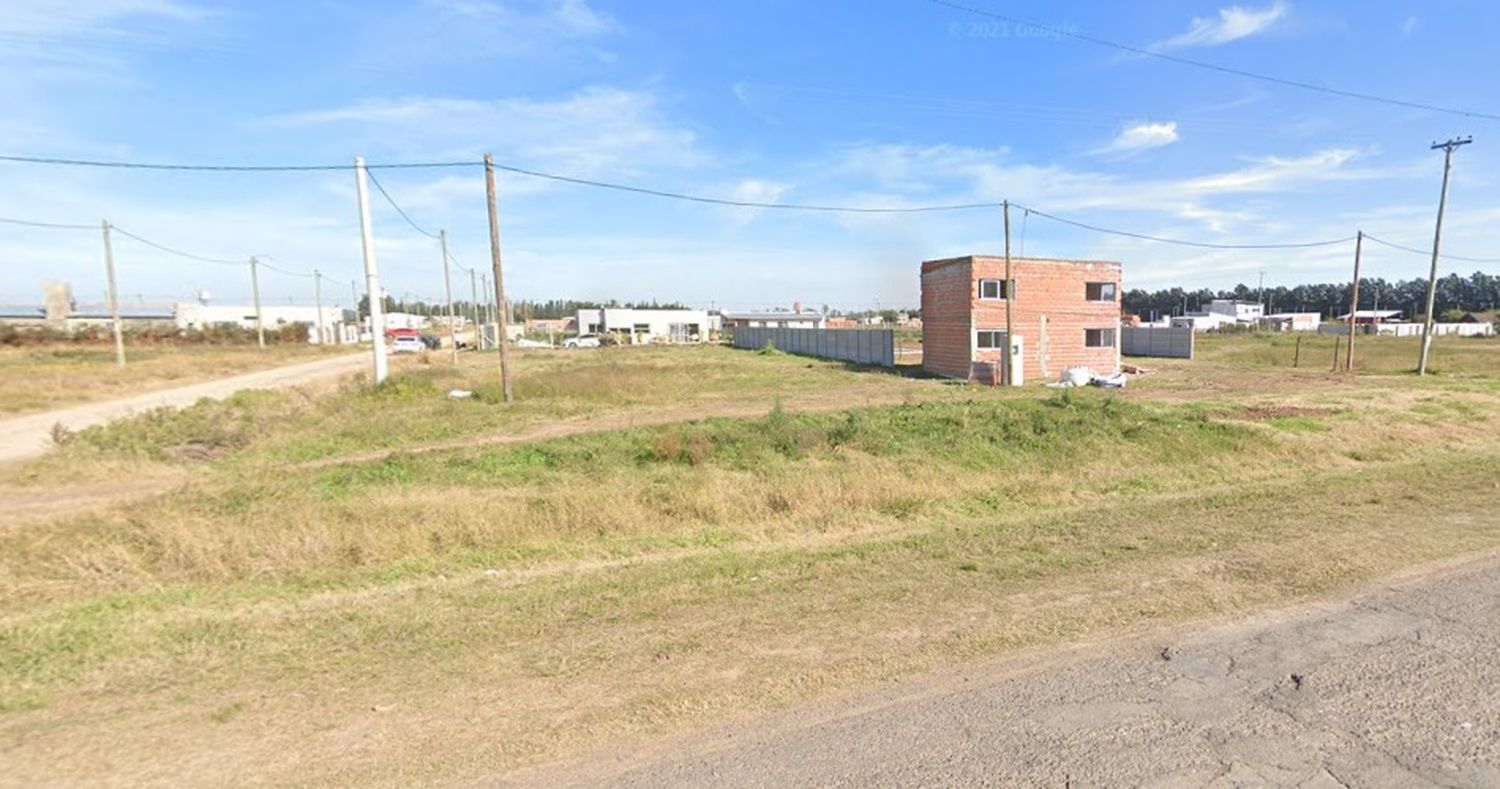 Reclaman a Coopser y al Municipio: “Tengo mi terreno escriturado pero no puedo bajar el medidor”