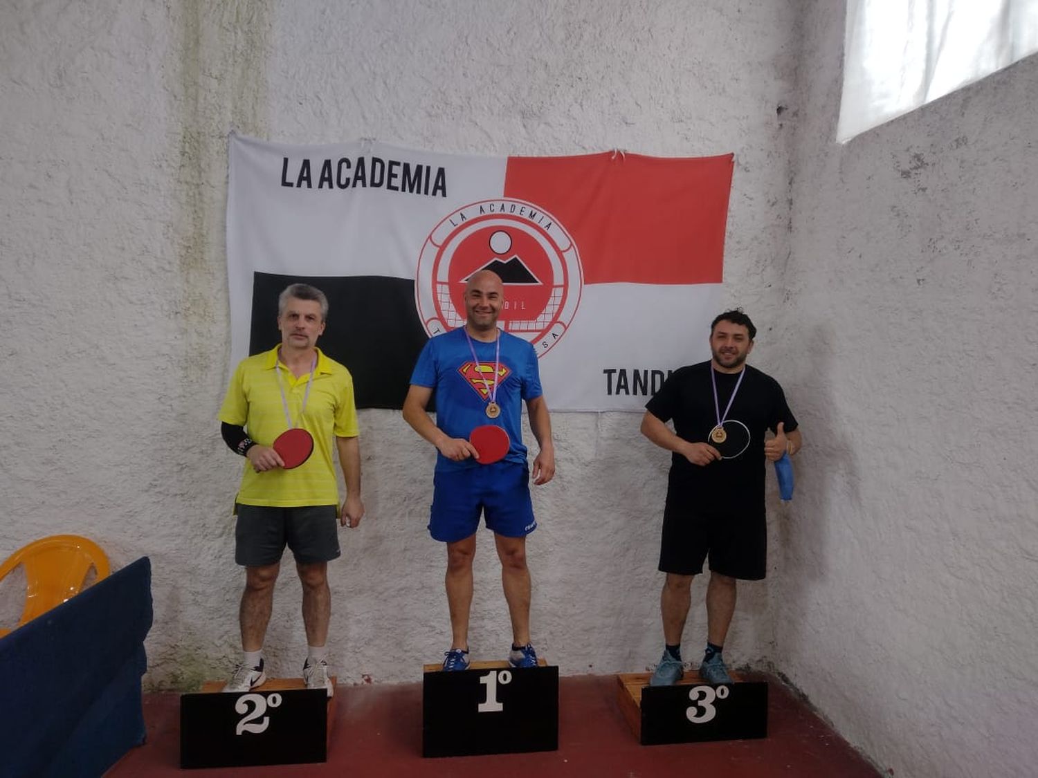 El tenis de mesa tuvo torneo en La Academia