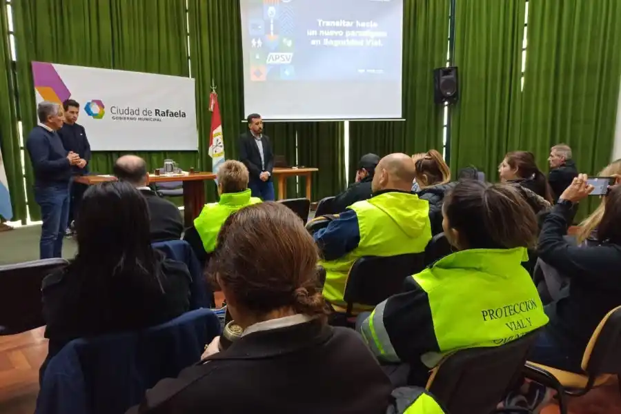 La Agencia Provincial de Seguridad Vial brindó una capacitación para los agentes de tránsito