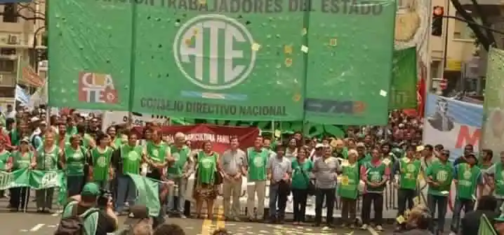 Anunciarán un aumento para  estatales nacionales  