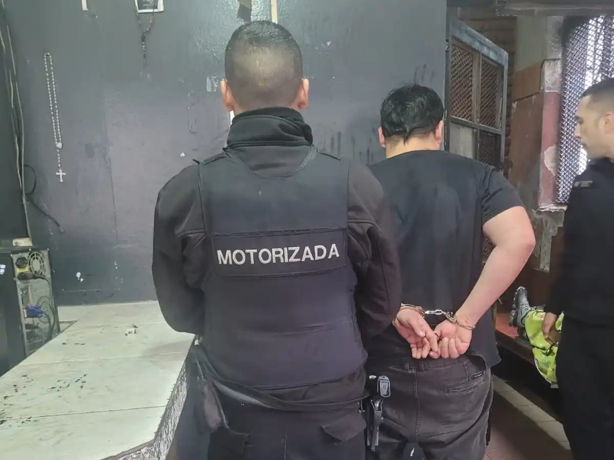 Detuvieron a un hombre en el centro por violencia de género.