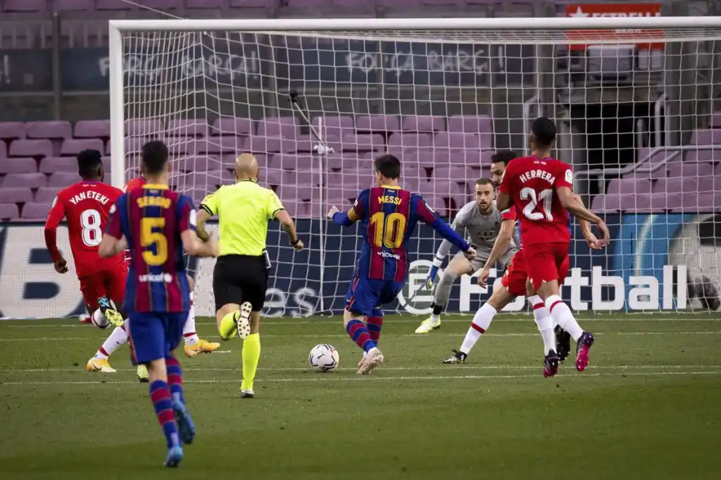 Barcelona dejó ir la chance de ser puntero