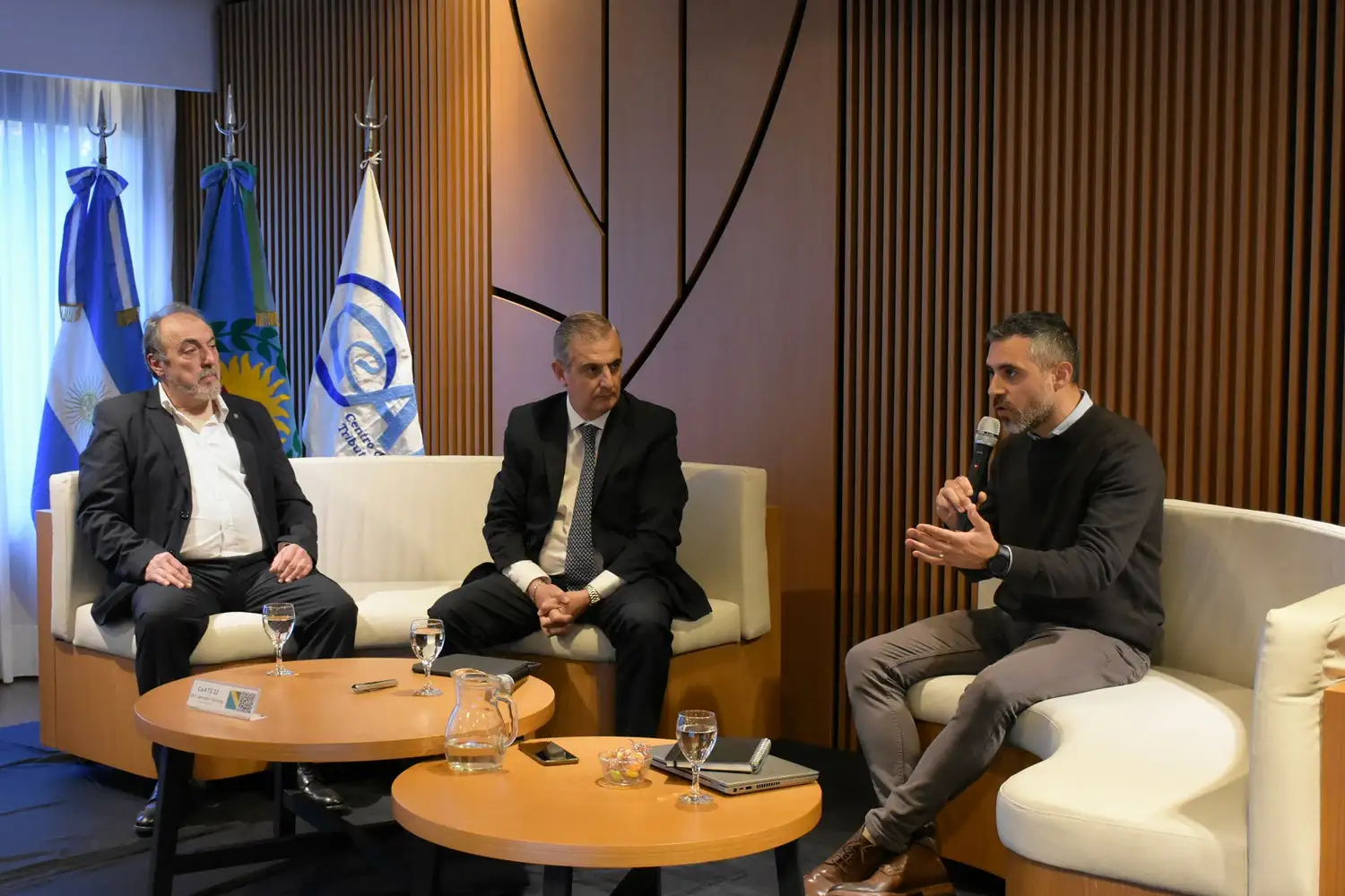 “Estamos comprometidos con un sistema tributario justo, progresivo y cada vez más simplificado”