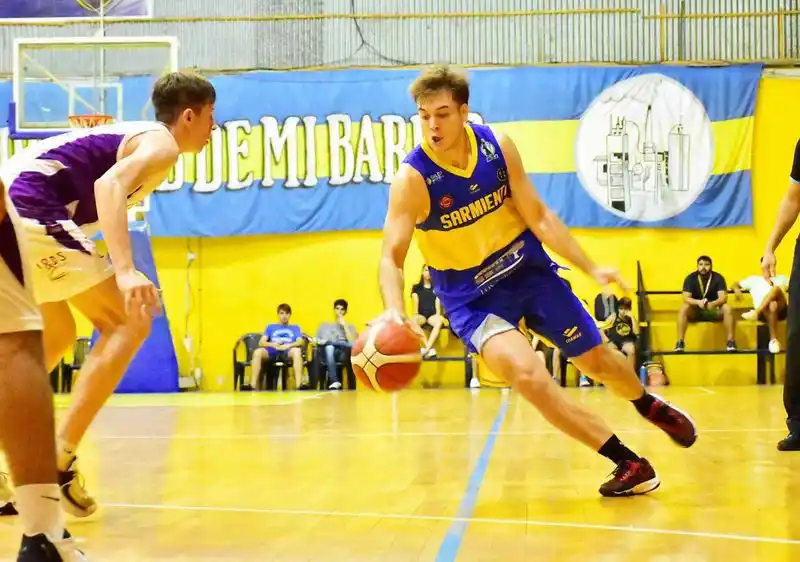 Sarmiento venció a Colón
paraa regresar a la victoria