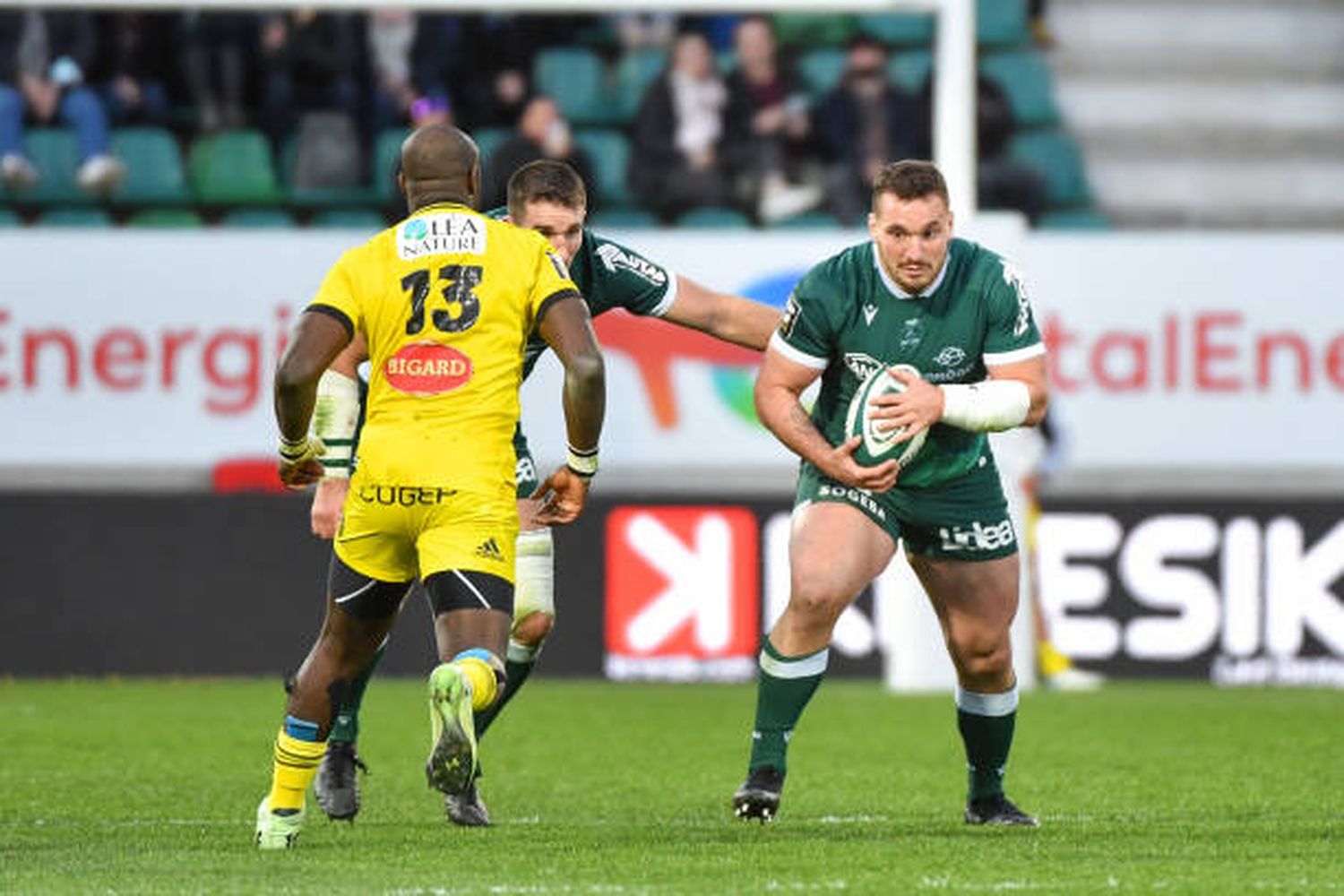 Calles arranca desde el banco frente ante Toulon