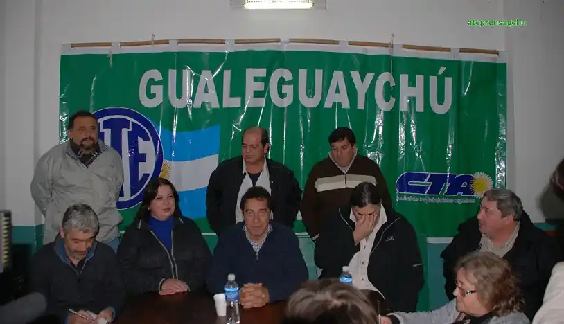 Presentaron libro de Abdala y fijaron una postura diferente a la conducción de ATE