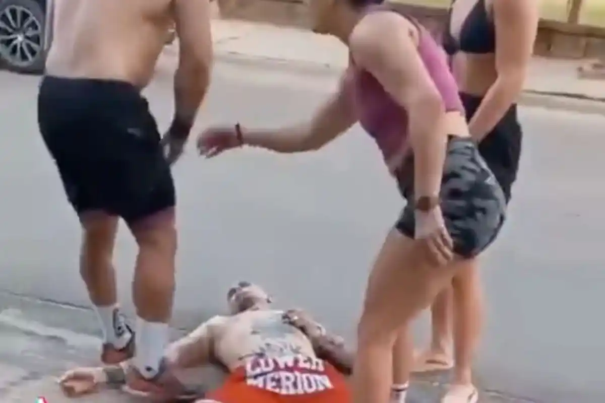 La discusión comenzó cuando el artista se bajó de su auto, con una manopla en la mano, y empezó a pelear con otro hombre.