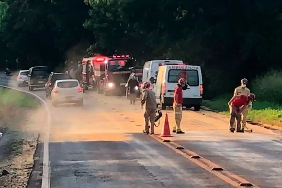 Trágico accidente: siete personas perdieron la vida cuando un ómnibus cayó en un precipicio en el sur de Brasil