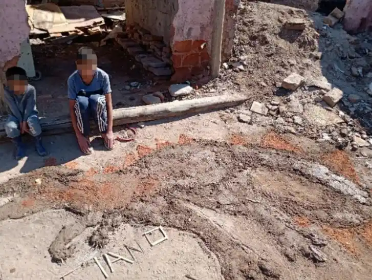 La maestra pidió una tarea de Arte "con lo que tengan en casa" y un alumno conmovió a todos
