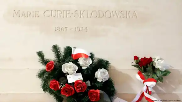 La cripta de Madame Curie no cesa de despedir radiaciones en el Panteón de París a 80 años de su muerte