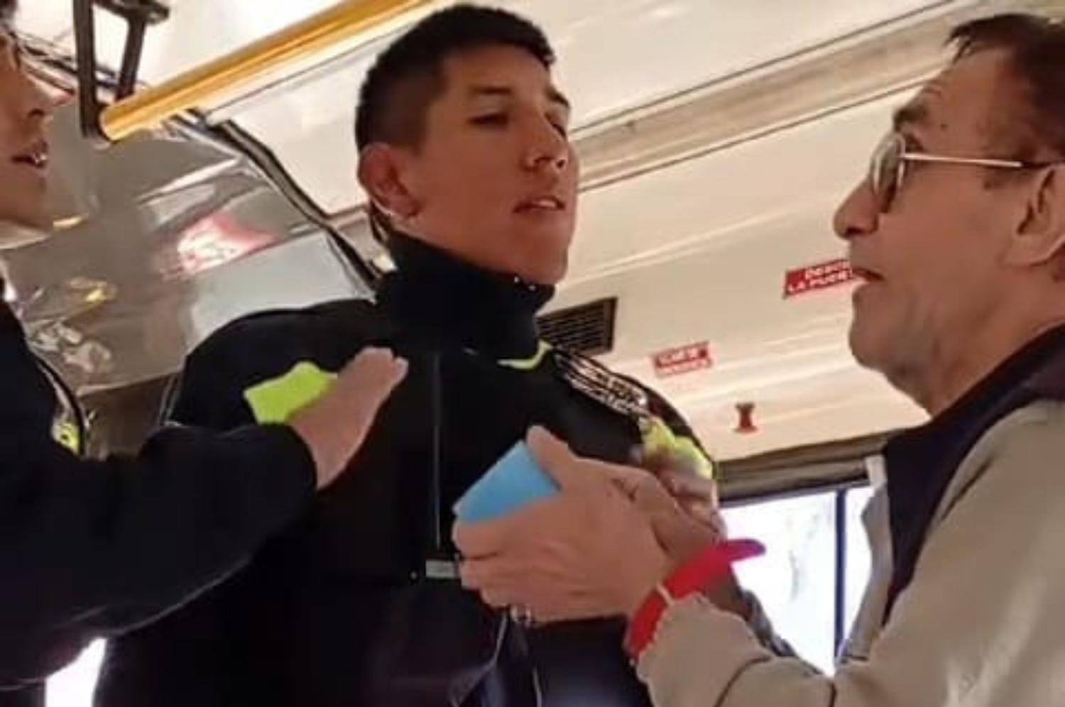 Tucumán: un colectivero acusó a un jubilado de usar boleto "gratuito” y llamó a la policía porque no llevaba su DNI