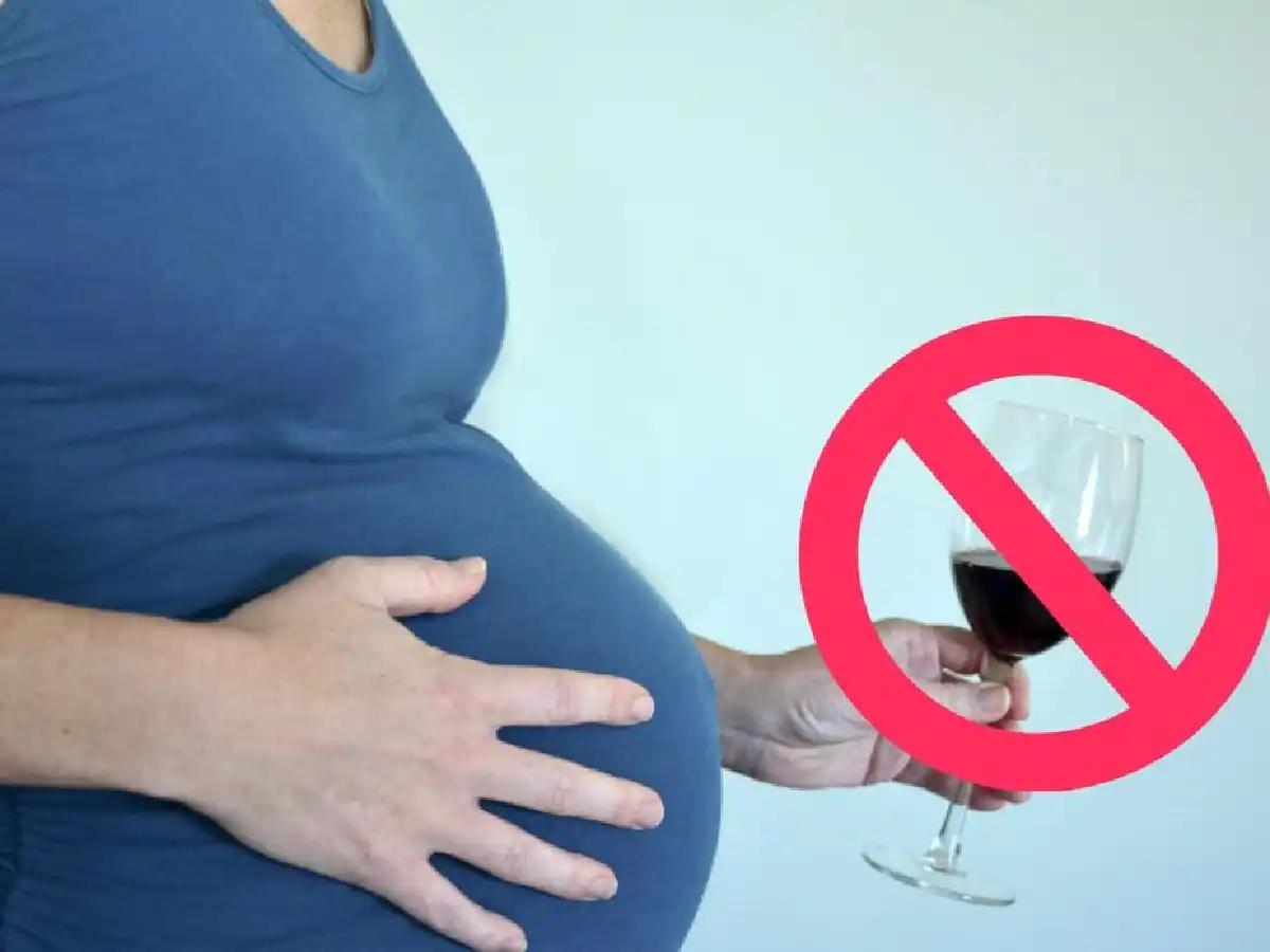 En el embarazo, ni una copita: ¿Qué es el sindrome alcohólico fetal?