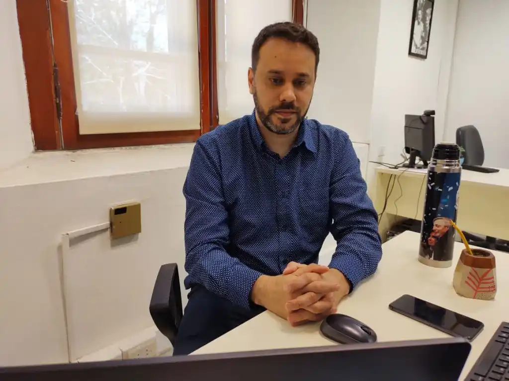 "Si no hacemos nada, en 15 días estaríamos en 50 mil casos", advierte asesor de Kicillof