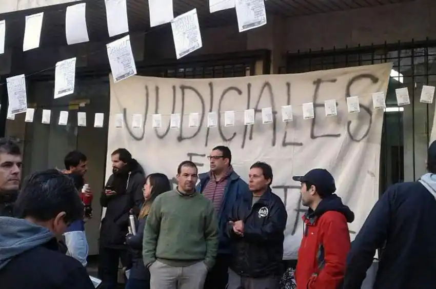 Judiciales, estatales y médicos llevan adelante un nuevo paro