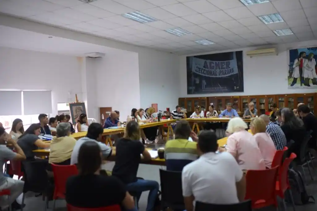 Agmer se declaró en estado de alerta y exigió “una propuesta salarial para ser debatida”