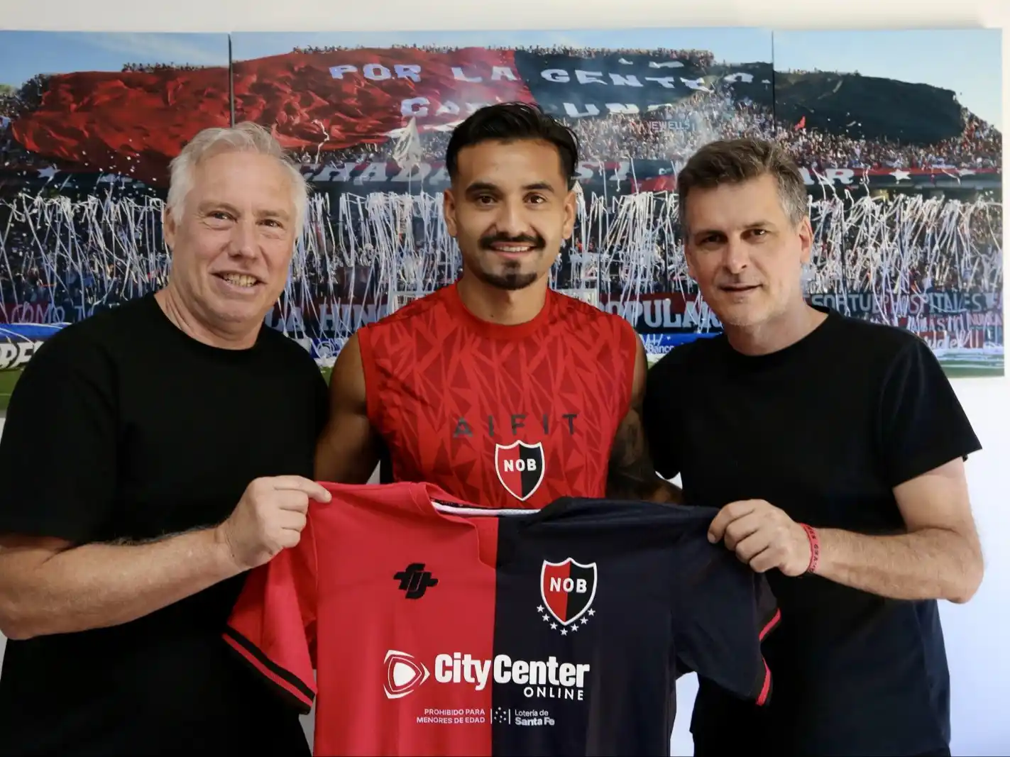 Último pasajero al Parque: Newell's hizo oficial la llegada del décimo refuerzo Rodrigo Herrera