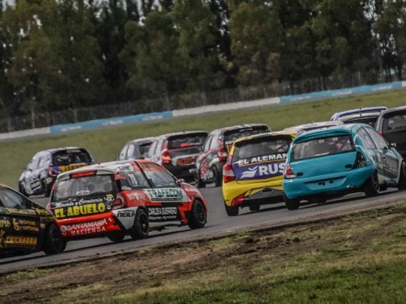 Mainero y Costamagna se preparan para la segunda fecha del Turismo Pista en La Plata