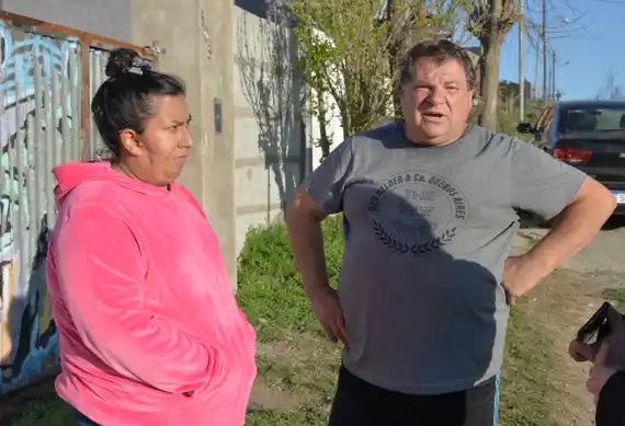 Vecinos se sienten en "tierra de nadie" y piden mayor seguridad en Villa del Parque