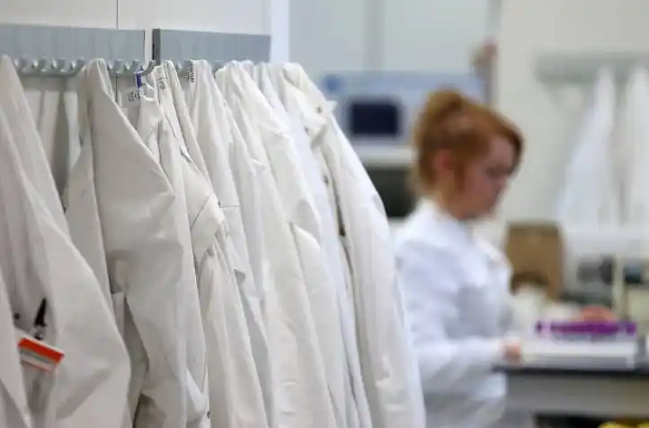 Científicas reciben menos fondos de investigación que sus colegas varones