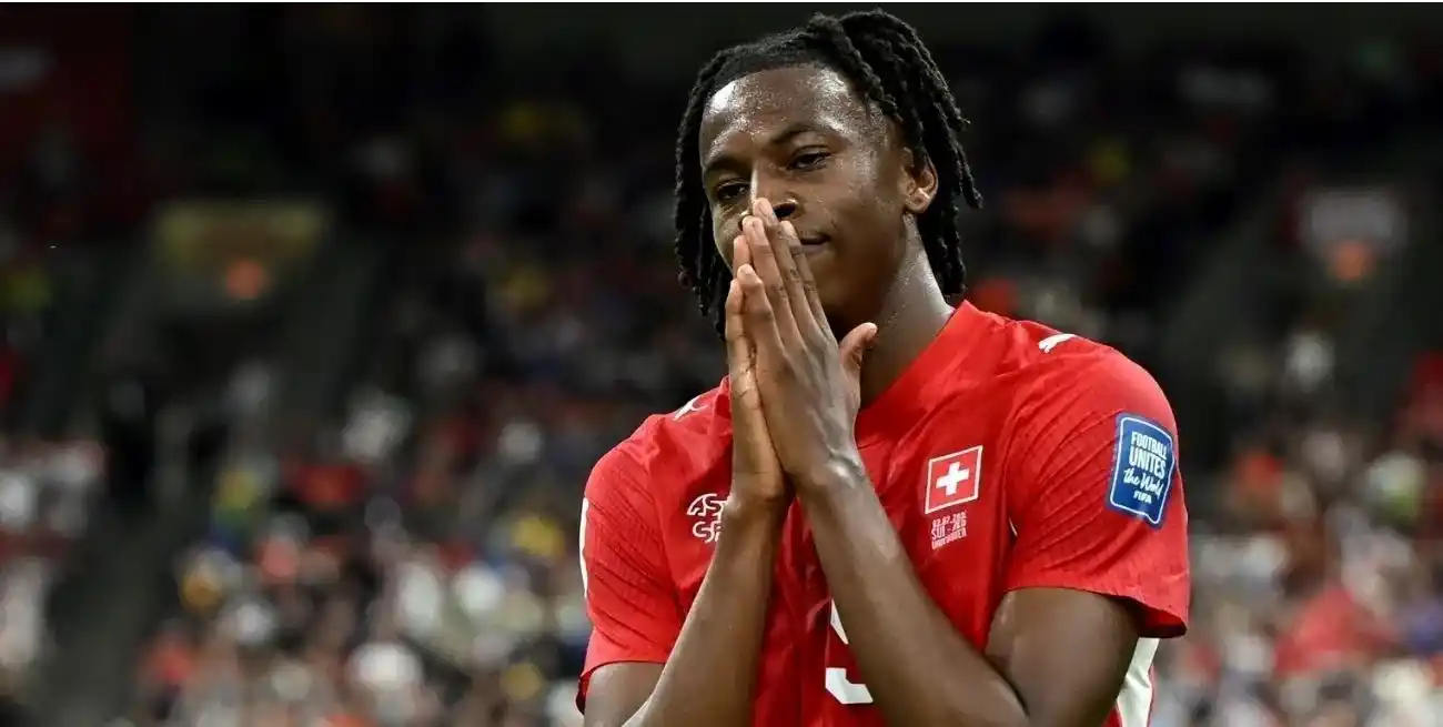 Johan Manzambi no se recuperó de su lesión y será baja en Suiza ante Argentina. Foto: Reuters.