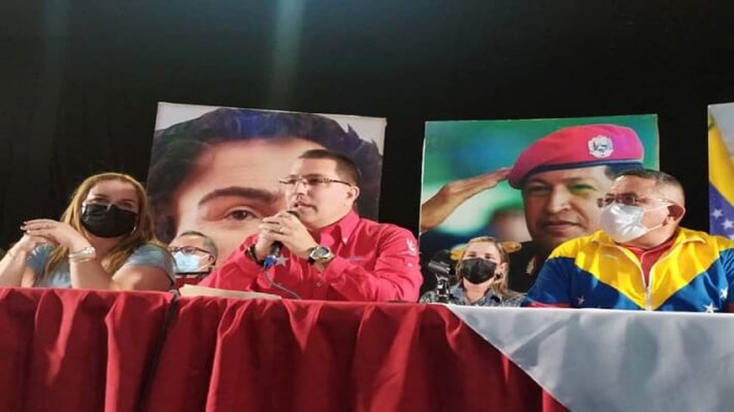 «Mucho cuidado, estamos para defender a Barinas»: la amenaza de Arreaza a la oposición tras su derrota