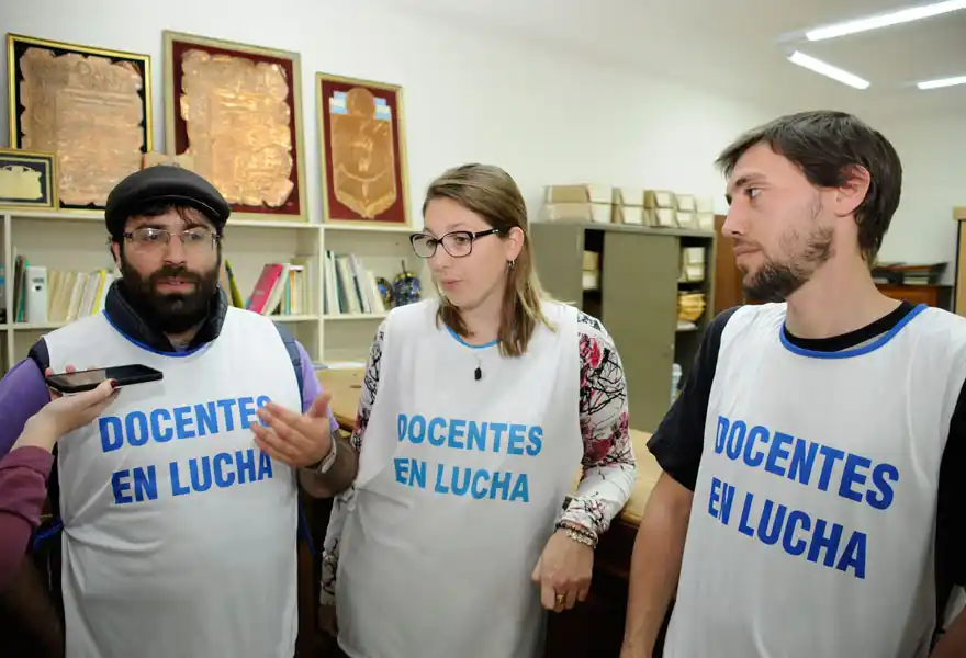 Los jóvenes científicos de la Unicen advierten sobre la preocupante situación del sector