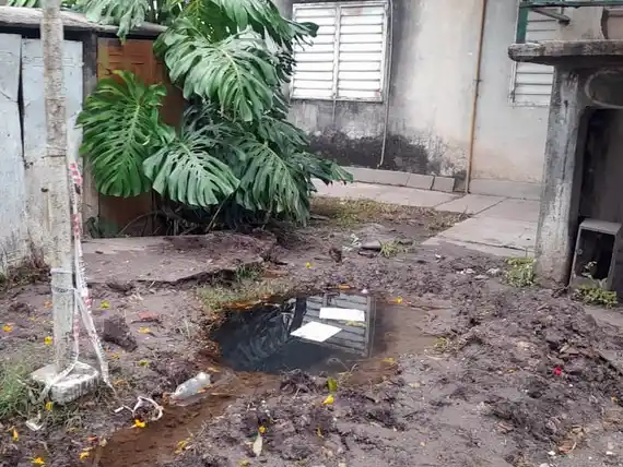 Vecinos del 210 aguardan solución de un  pozo con agua