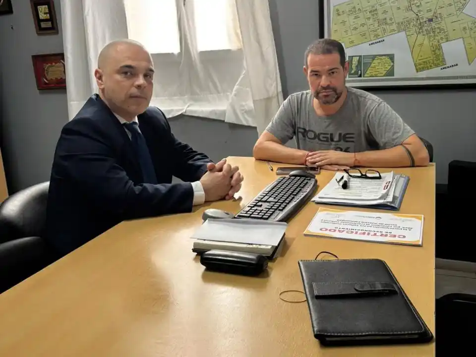 Cristian Vincenti (derecha) junto a Mauro Menéndez.