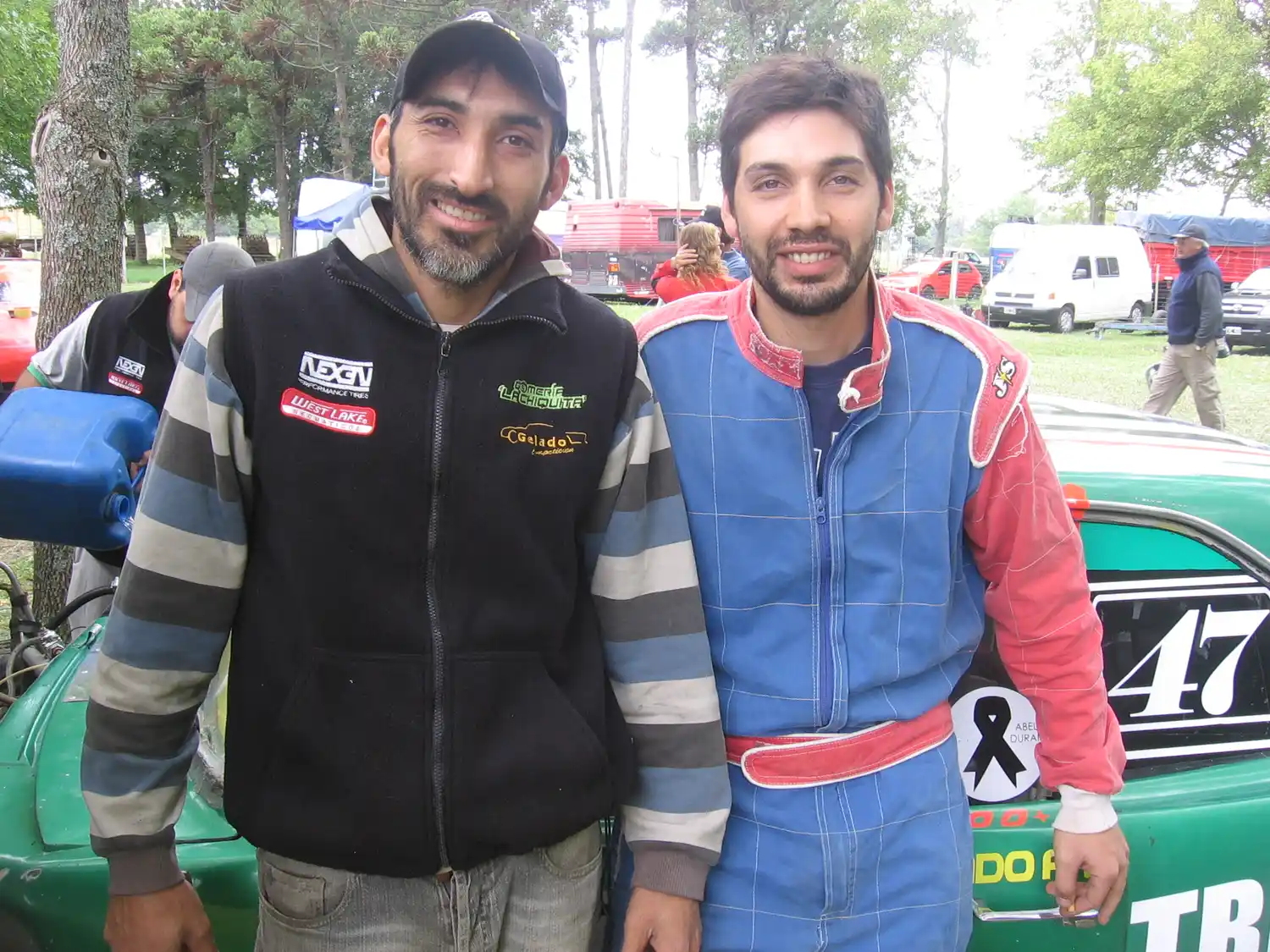 Carlos y Daniel Gelado. El mayor de los pilotos de "La Chiquita Competición" reaparecerá en las sierras.