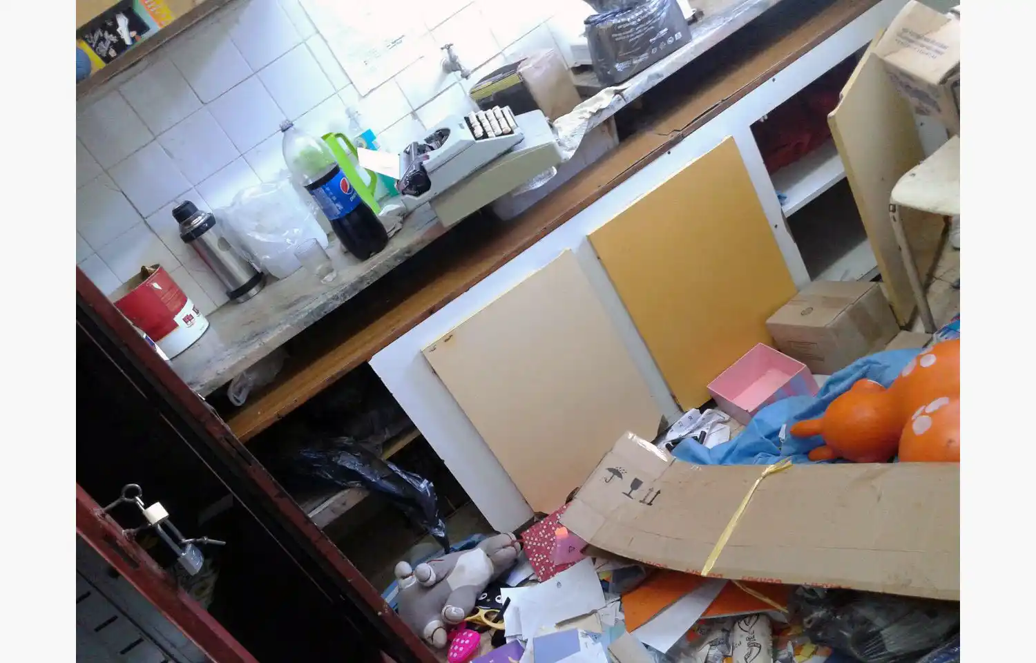 Parque Hermoso: una escuela suspendió sus clases por actos vandálicos