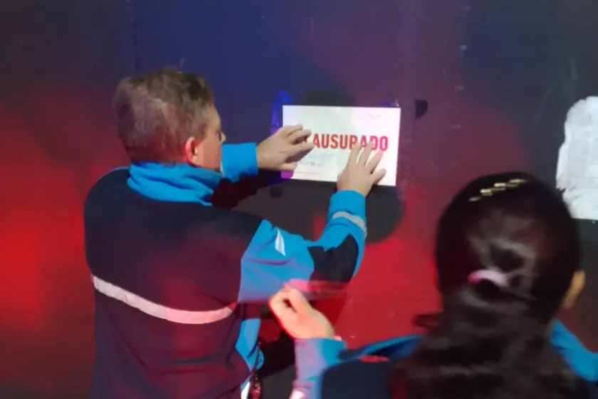 Clausuraron un club por una fiesta clandestina.