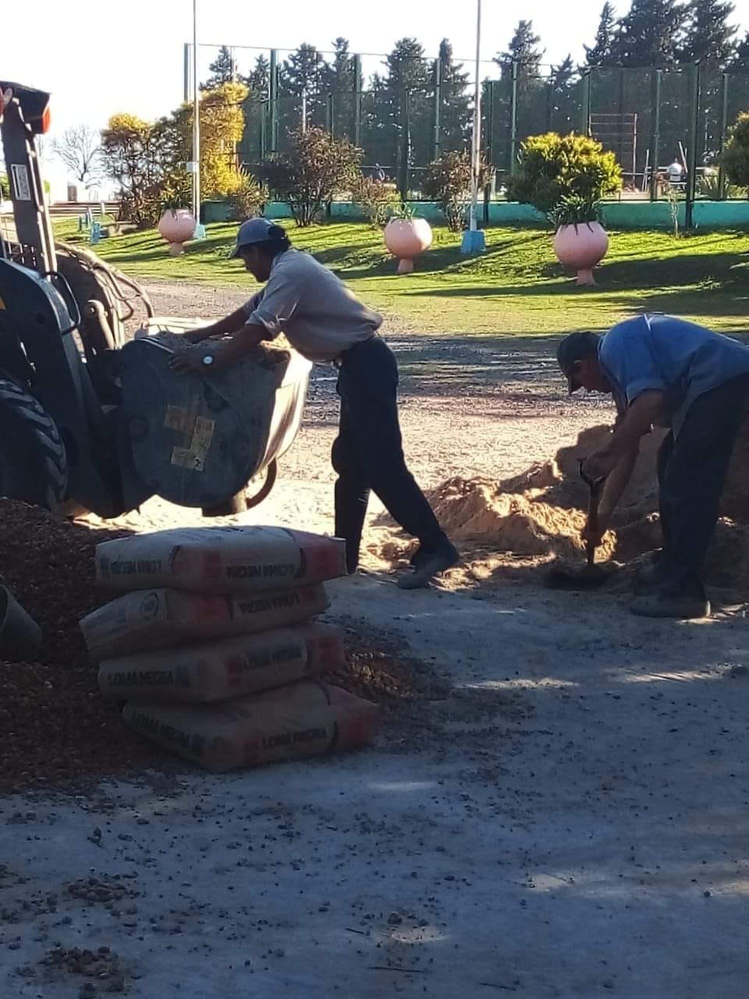 A punto de finalizar la obra de entrada al Polideportivo