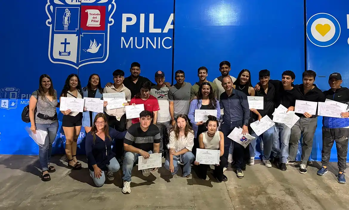 Se graduaron 17 nuevos alumnos de la Escuela Municipal de Guardavidas