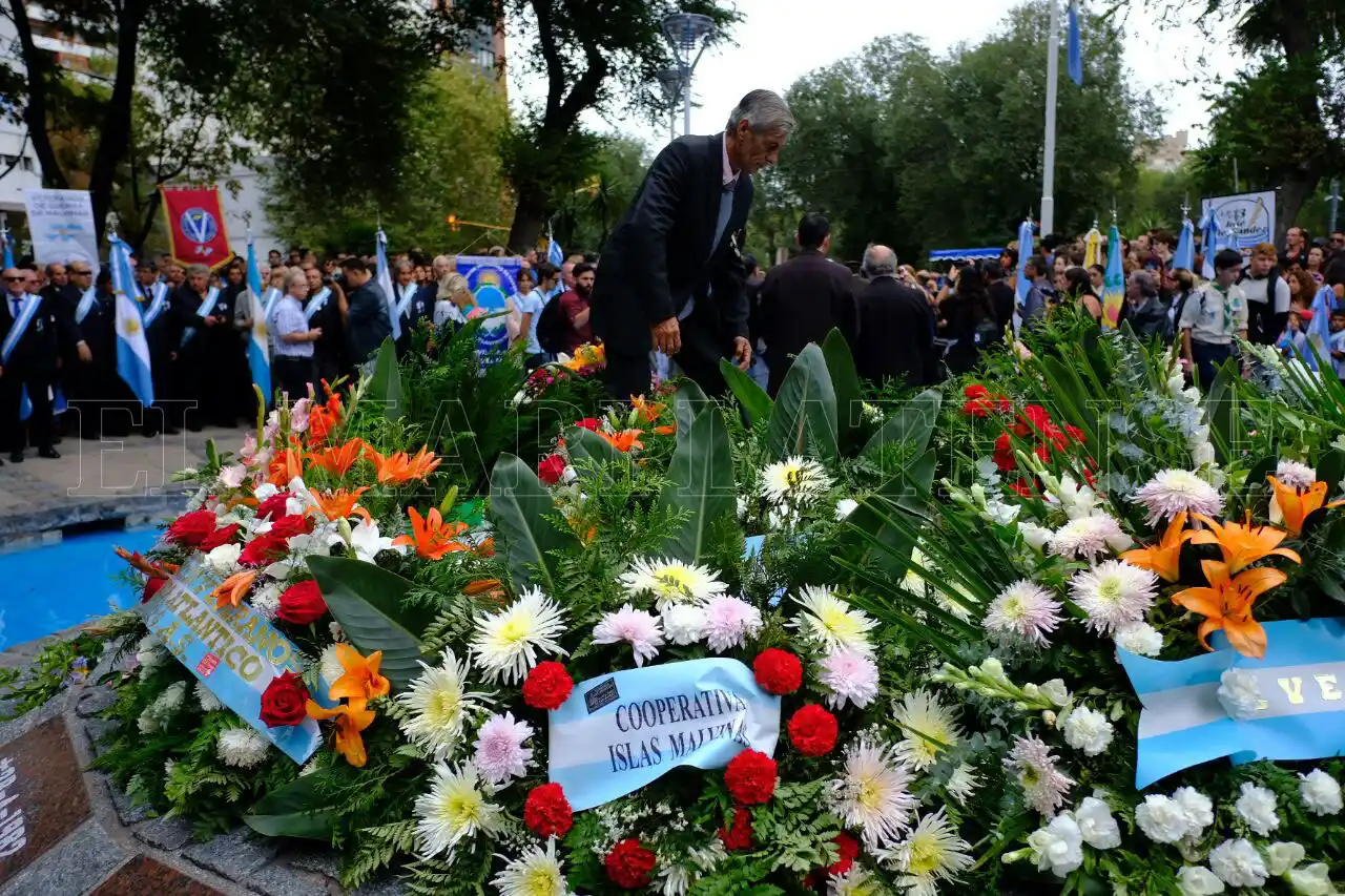 La amenaza de lluvias sobrevuela en el 2 de abril que vive la ciudad