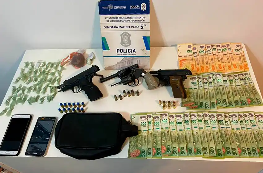 Persiguieron a un sujeto armado y descubrieron un "aguantadero" con drogas