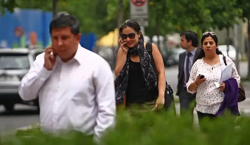 Telefonía celular: cobran tarifa internacional en la Costa del Uruguay