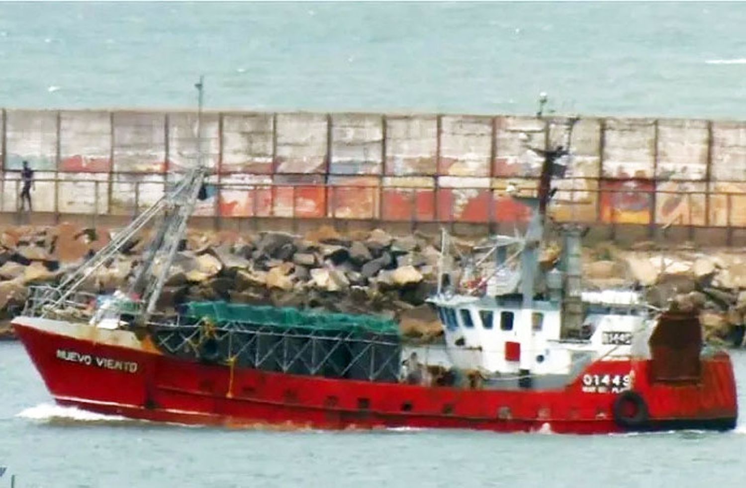 Desesperado pedido para que siga la búsqueda del pescador desaparecido