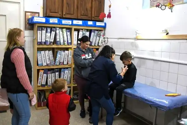 SALUD PÚBLICA: Comienza la campaña de vacunación en los barrios La Noria, Iporá, San Luis y San Cayetano