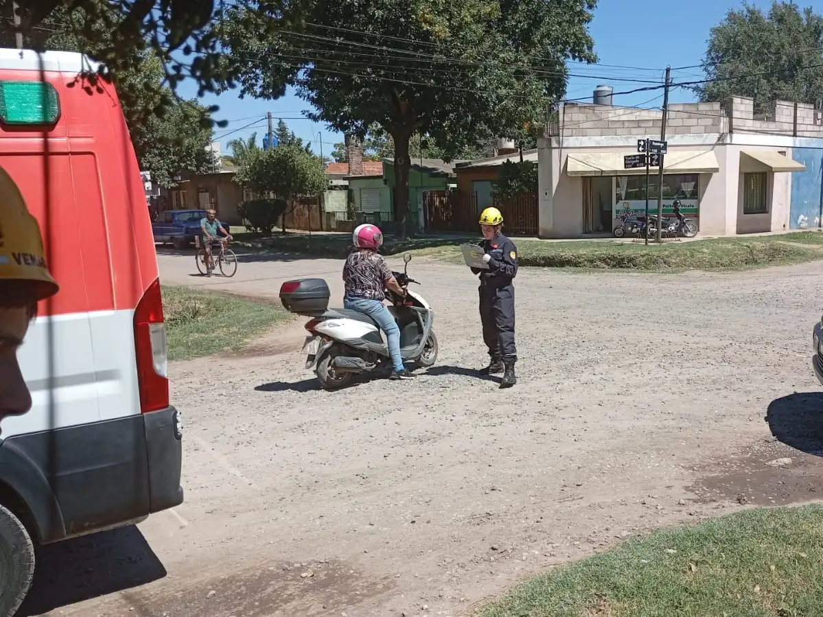 Servicios de emergencias atendieron a la víctima aunque logró retirarse por sus propios medios.